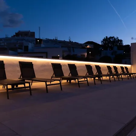 Alove Hotel 4*