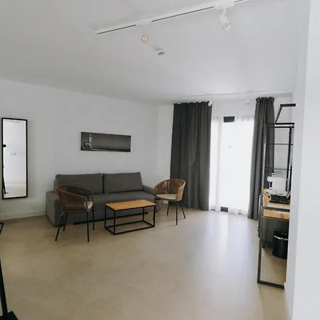 Alove Hotel 4*